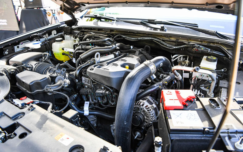 Ford_Everest_2022-titanium+_10