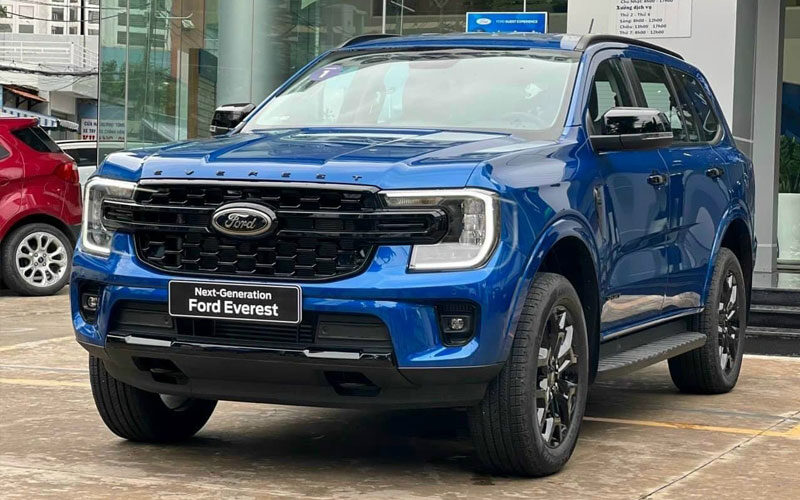 Ford_Everest_sport_2023